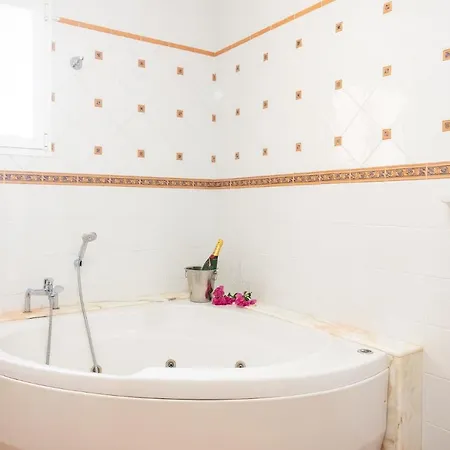 فيلة Vernissa سانتا مارجاليدا