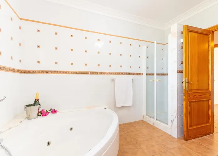 Вилла Vernissa *